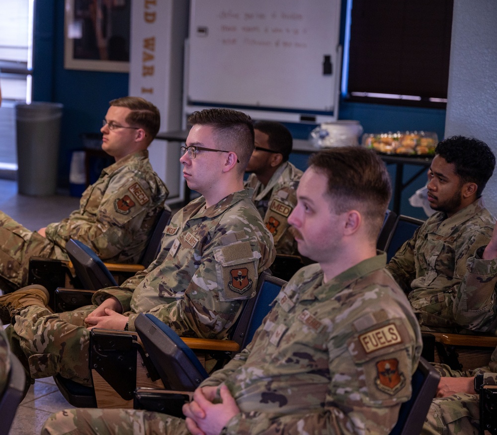 AF Wounded Warrior Ambassadors visit Luke Airmen