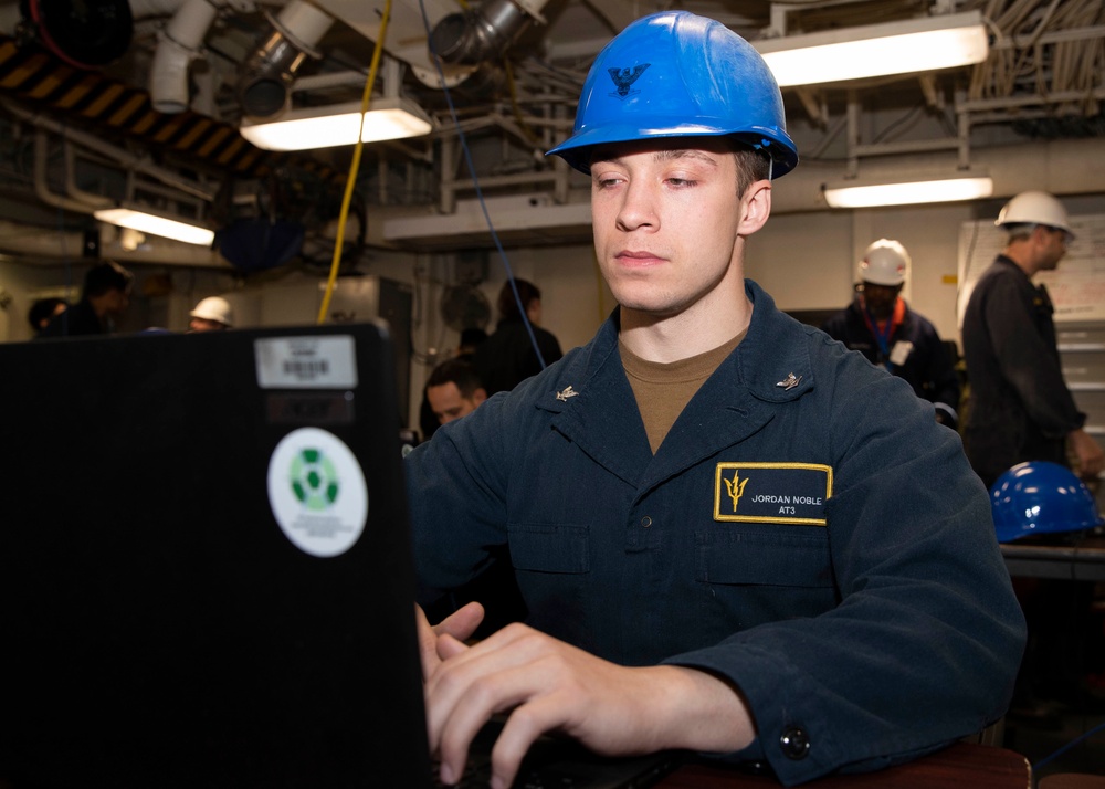 DVIDS - Images - Ship maintenance [Image 3 of 3]