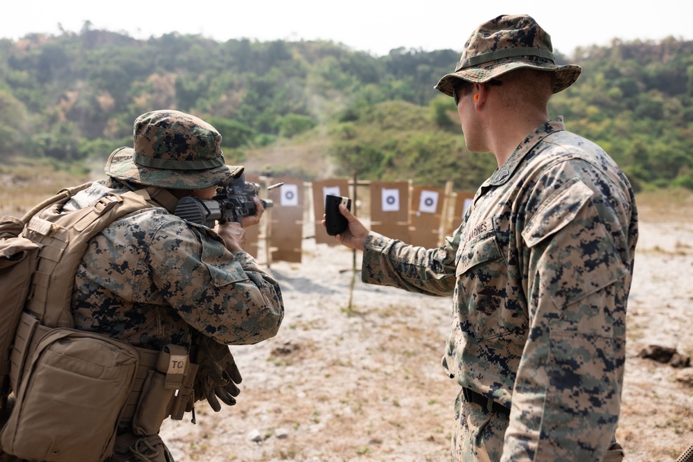 DVIDS - Images - Balikatan 23 | 3d LCT Marines conduct timed shooting ...