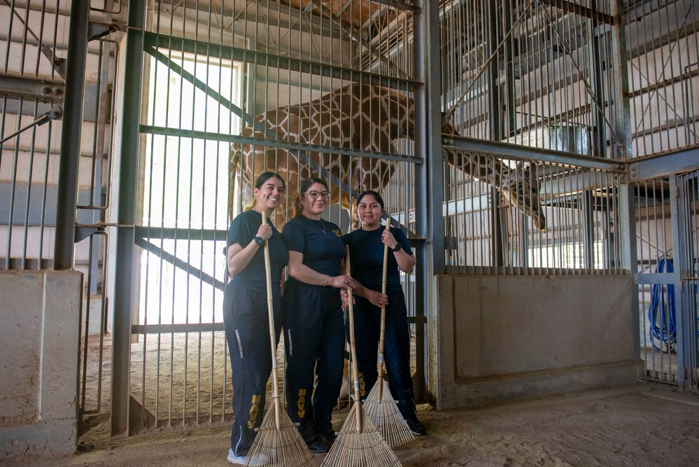 CFAS visits Kujukushima Zoo &amp; Botanical Gardens