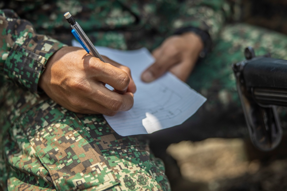 Balikatan 23 | 3d MLR 3d LAAB conduct range card class with AFP