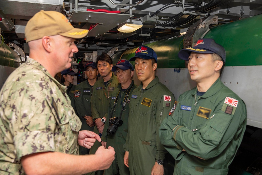 Members of JMSDF tour USS Illinois during exercise Sea Dragon 2023