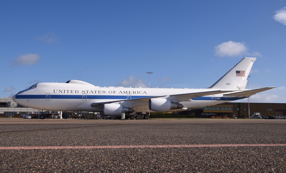 NAOC aircraft visits RAF Mildenhall