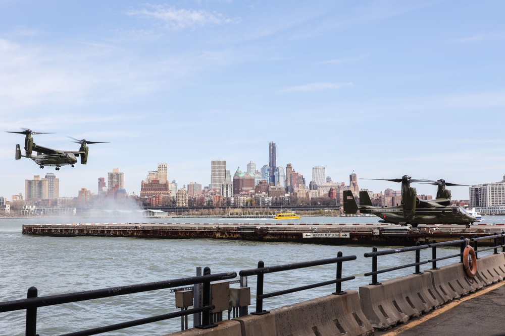 Marine Helicopter Squadron 1 Lands in NYC