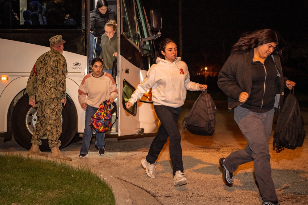 New Recruits Arrive at Recruit Training Command