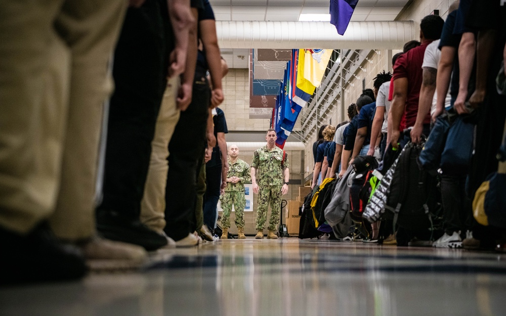 New Recruits Arrive at Recruit Training Command