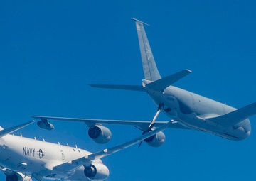 Patrol and Reconnaissance Squadron (VP) 30 Air-To-Air Refueling