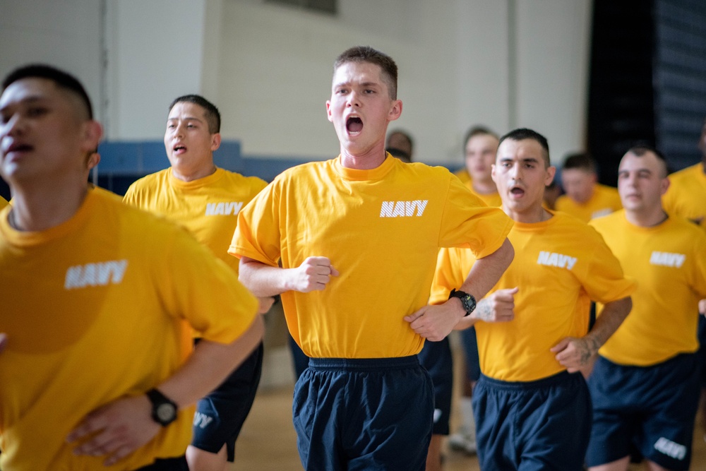 Recruits Participate in Pride Run