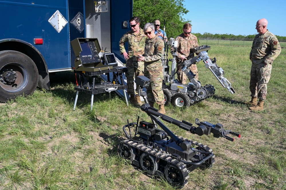 502nd JBSA-Lackland command team visits 902nd CES EOD 17 April 2023