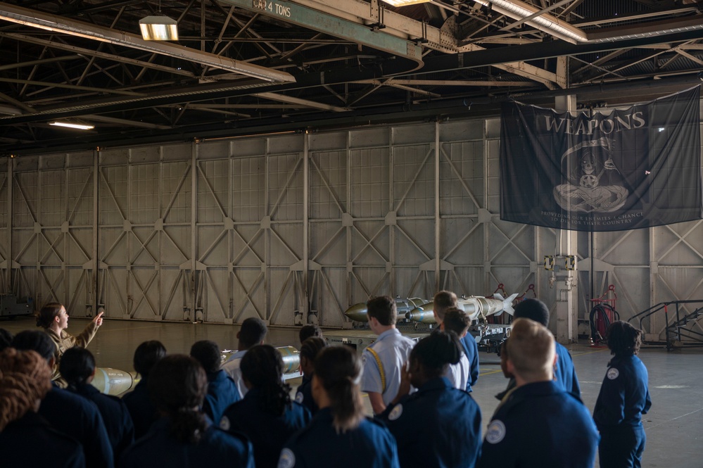 Spring Valley High School JROTC cadets tour Shaw Air Force Base