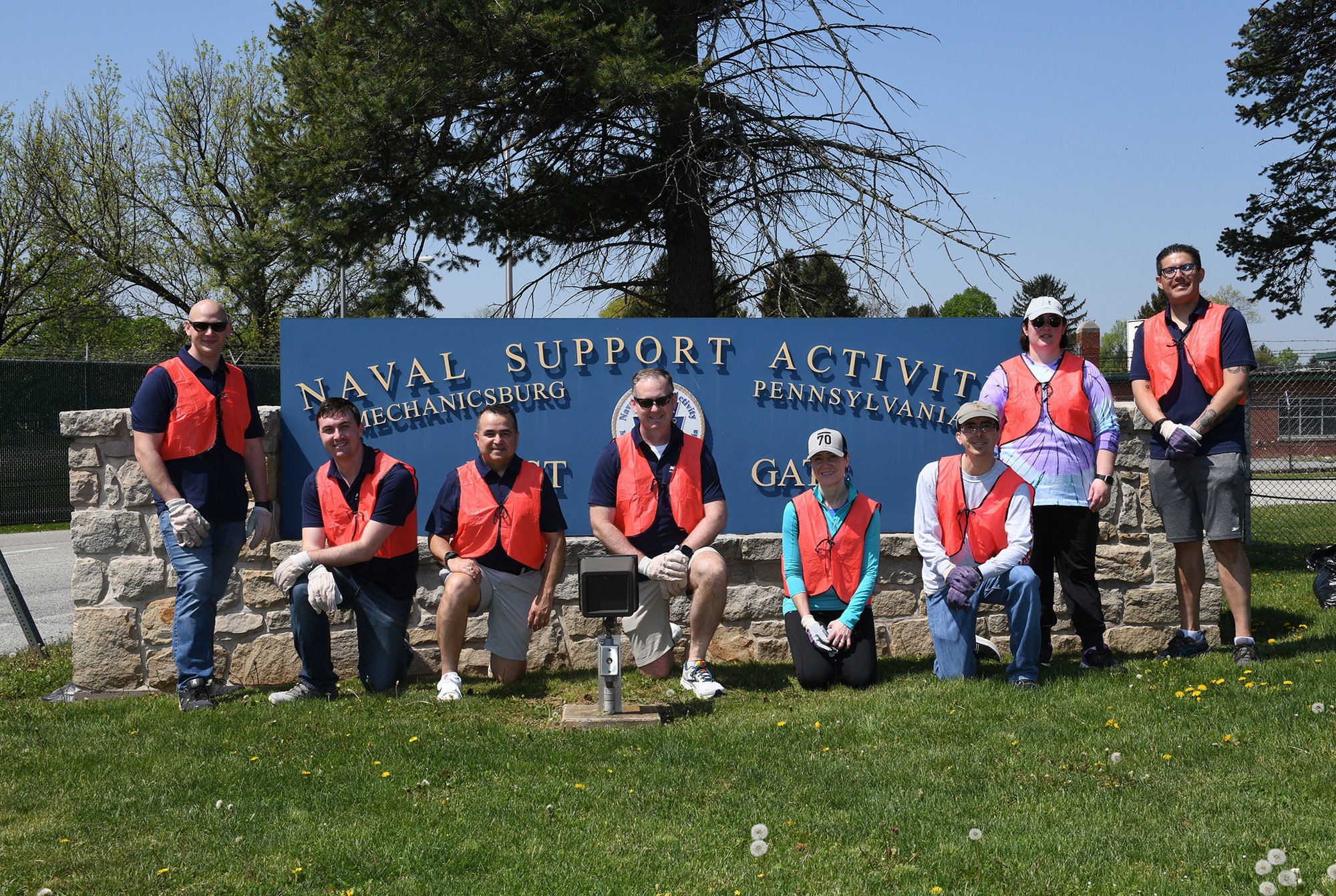 NAVSUP Business Systems Center Sailors Adopt A Highway, Keep Community  Clean > United States Navy > display-pressreleases