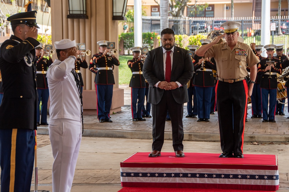 President of Nauru Visits USINDOPACOM