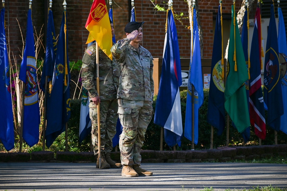 Headquarters and Headquarters Battery, 18th Field Artillery Brigade holds change of command ceremony