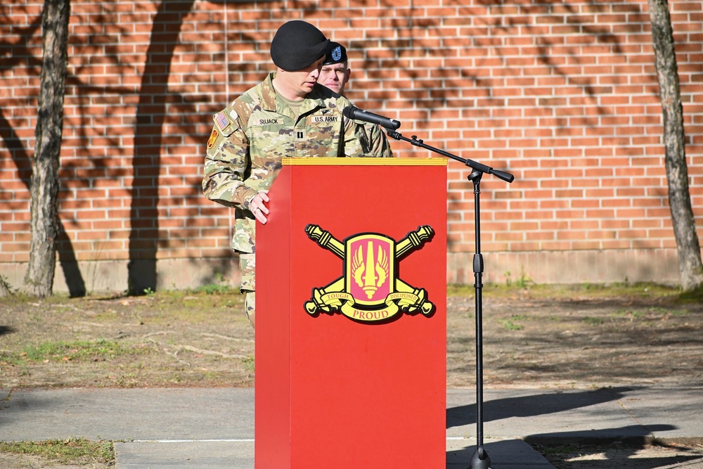 Headquarters and Headquarters Battery, 18th Field Artillery Brigade holds change of command ceremony