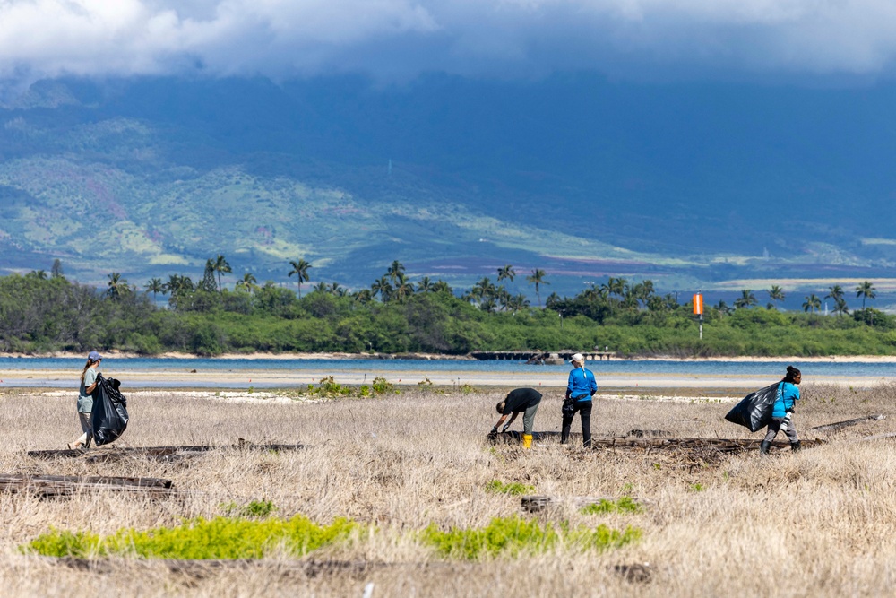 Sailors, Volunteers Help Restore Ahua Reef Wetland