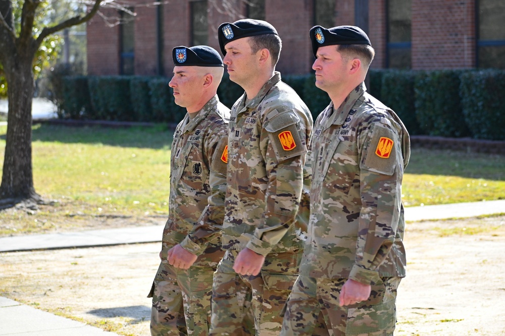 Headquarters and Headquarters Battery, 18th Field Artillery Brigade holds change of responsibility ceremony