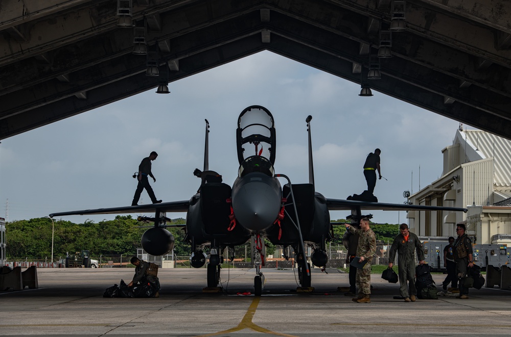 Additional Strike Eagles arrive to aid Kadena Eagle phased return