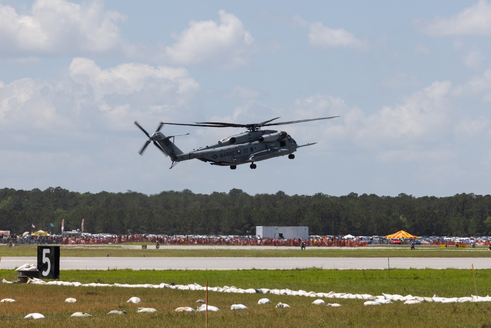 DVIDS Images 2023 Beaufort Airshow [Image 13 of 37]