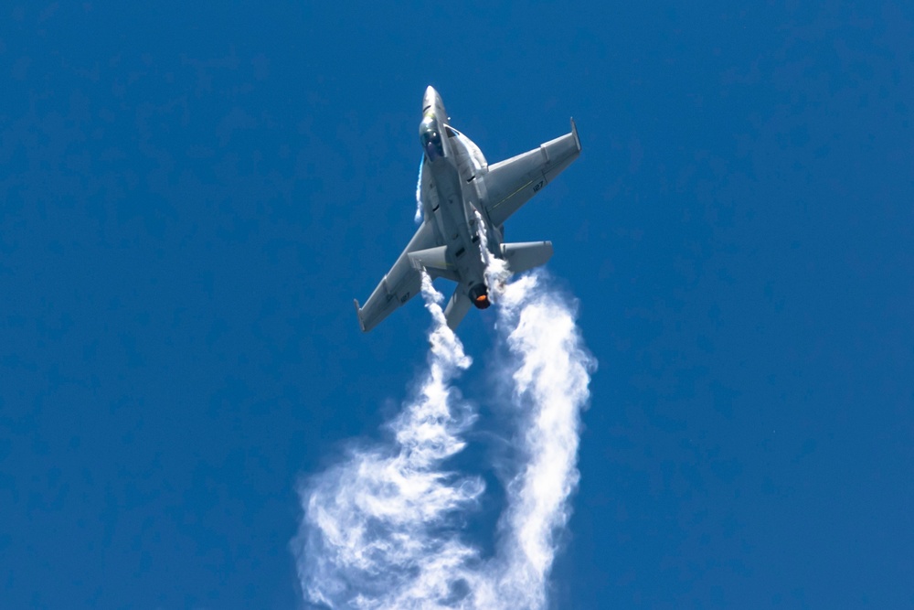 DVIDS Images SoCal Air Show 2023 kicks off at March ARB [Image 9 of 15]