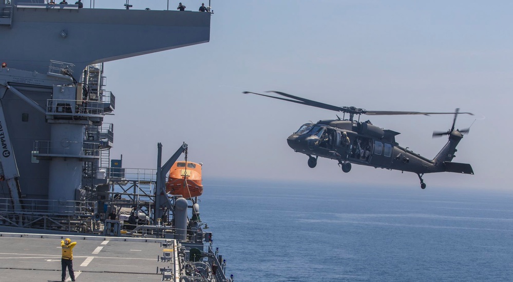 Task Force 51/5 Conducts Joint Training with U.S. Army Crisis Response Task Force in Northern Arabian Gulf