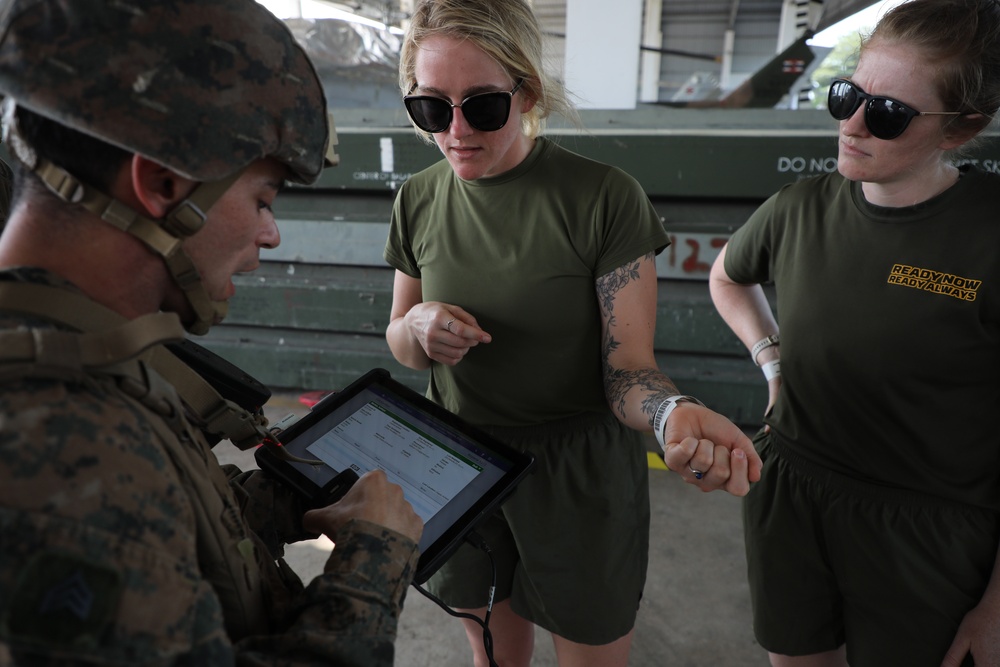 13th Marine Expeditionary Unit Decontamination and Evacuation Control Center Training