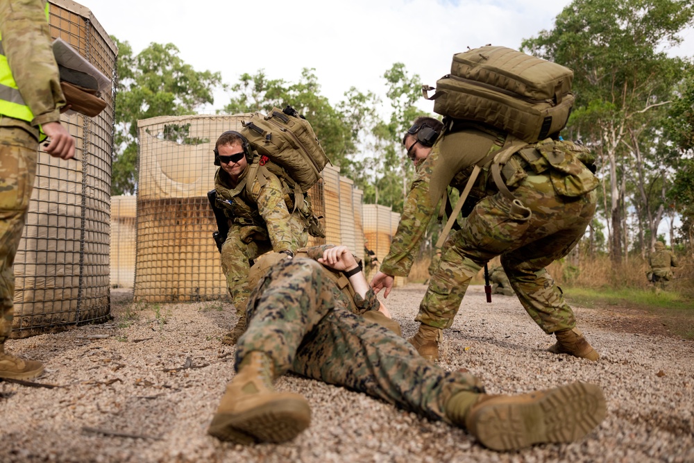 Corpsmen and Australian Defence Force Soldiers participate in Tactical Combat Casualty Care exercise