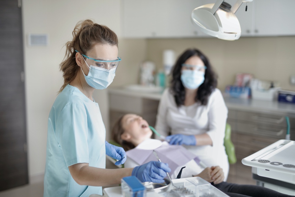 Save Time, Money With a TDP Network Dentist