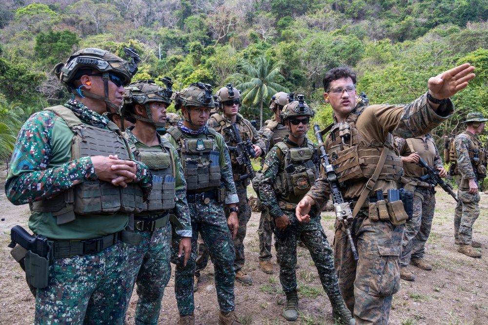 13th MEU MRF Close Quarters Training during Balikatan 23