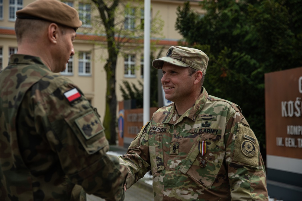 Command Sergeant Major Rathburn Receives the Polish Army Medal