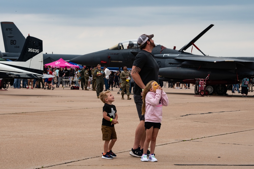 Team Dyess rounds out first air show in four years