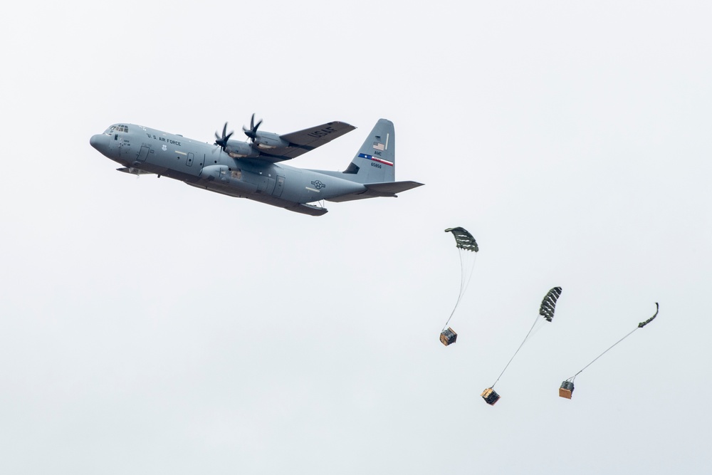 Team Dyess rounds out first air show in four years