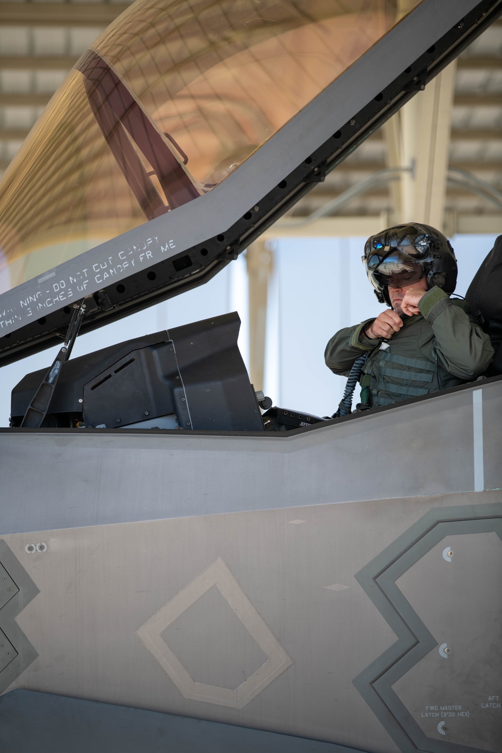 2,000th U.S. F-35 pilot graduates from Luke AFB