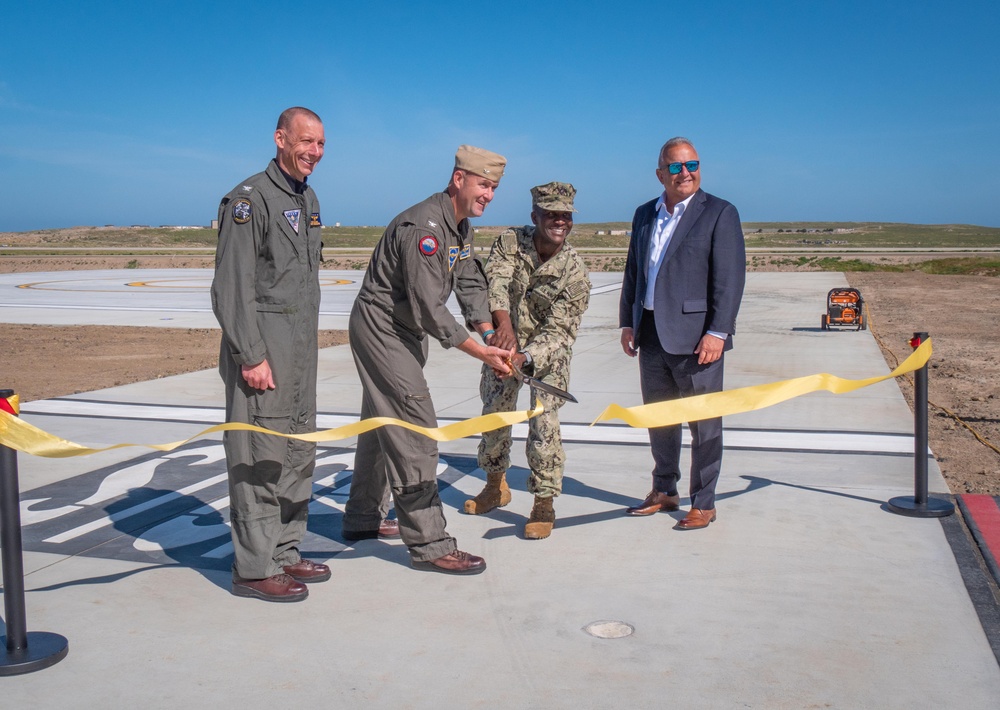 Naval Base Coronado Leadership and NMCB 3,4, ACB 1 and Reyes Contraction cut ribbon at new CALA