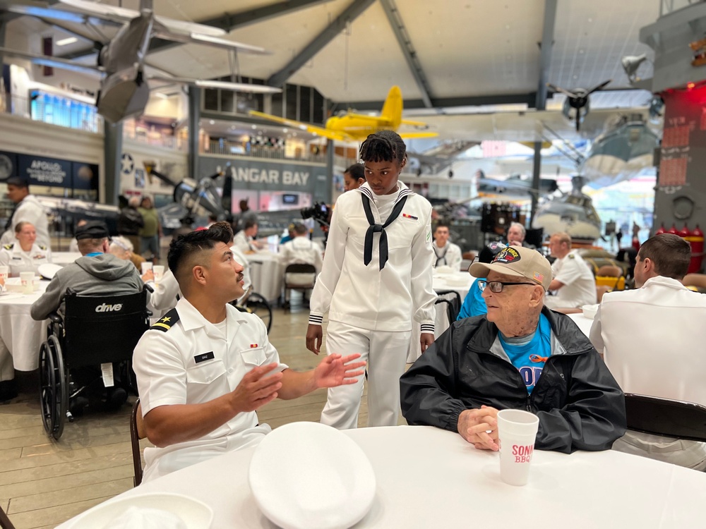 Naval Aviation Museum Hosts Alabama Veterans Hero Flight