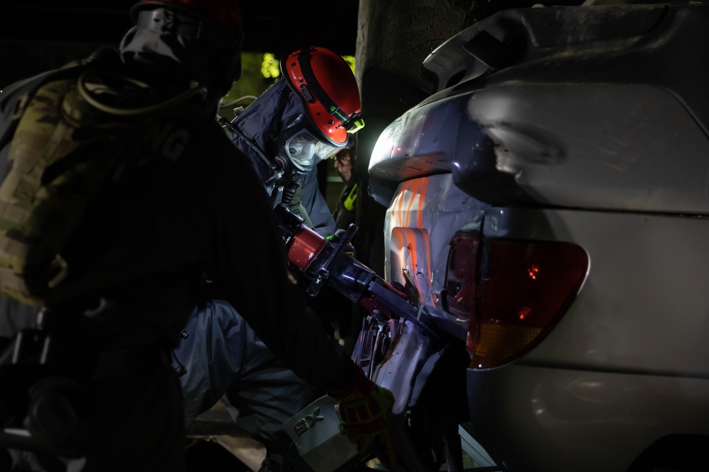 758th Engineers conduct search and rescue at Guardian Response 23