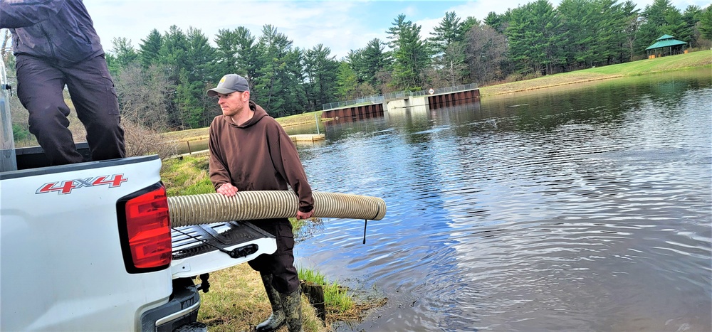 USFWS plants 15,000-plus rainbow trout at Fort McCoy for 2023 fishing season