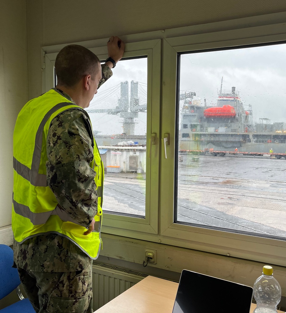 EPU 104 NAVY RESERVISTS ASSIST MSC IN GERMANY