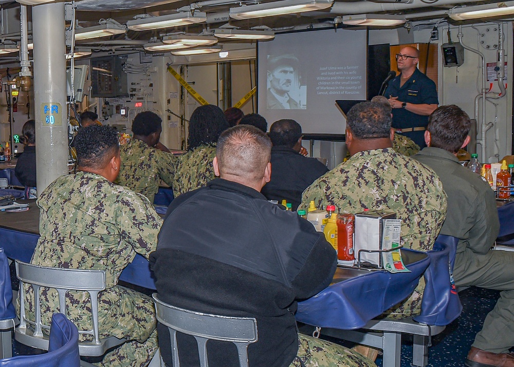 USS Ronald Reagan (CVN 76) host Holocaust memorial