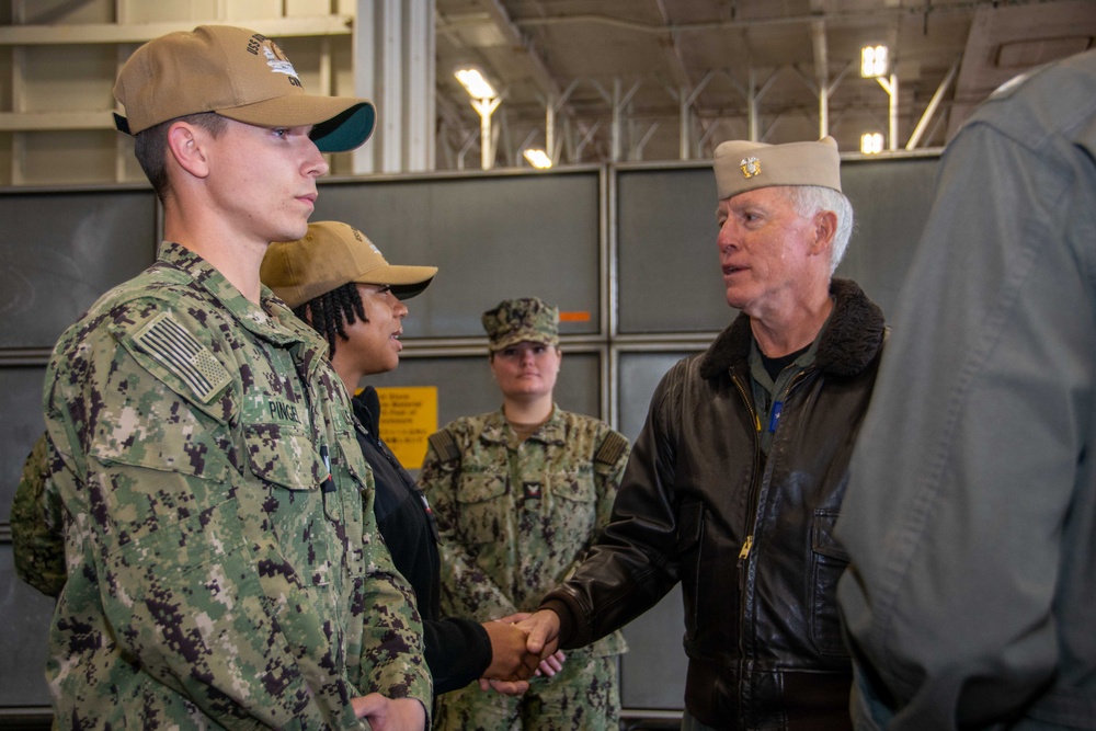 USS Ronald Reagan (CVN 76) hosts Commander, Naval Air Forces