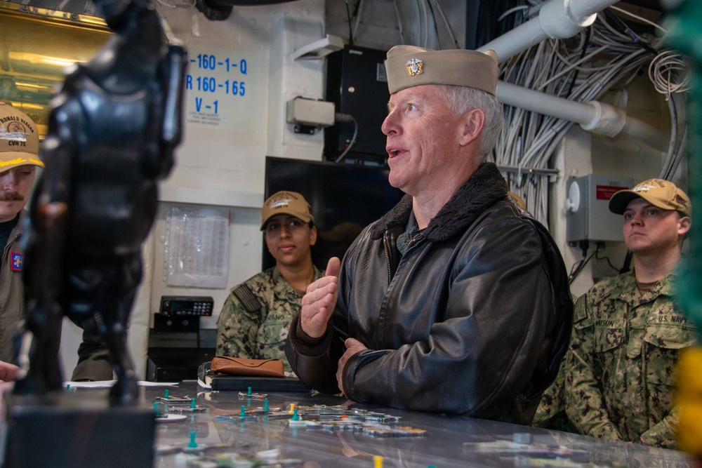 USS Ronald Reagan (CVN 76) hosts Commander, Naval Air Forces