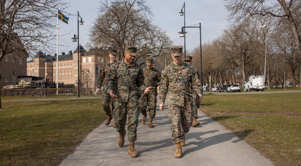 2d Marine Division Commanding General Visits MRF-E 23.1 Marines in Sweden