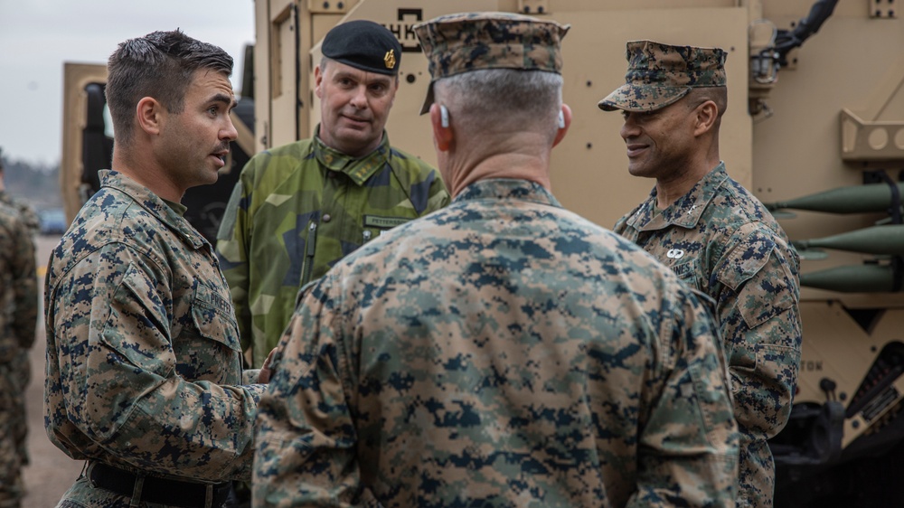 2d Marine Division Commanding General Visits MRF-E 23.1 Marines in Sweden