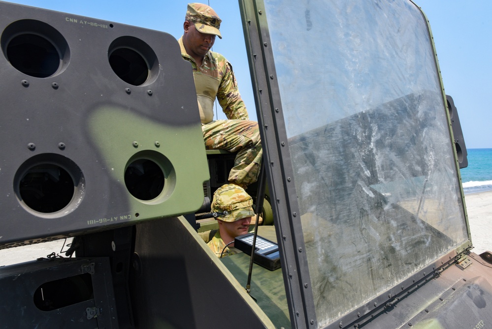 Mississippi Army National Guard members conduct live fire rehearsals, host members of Australian armed forces