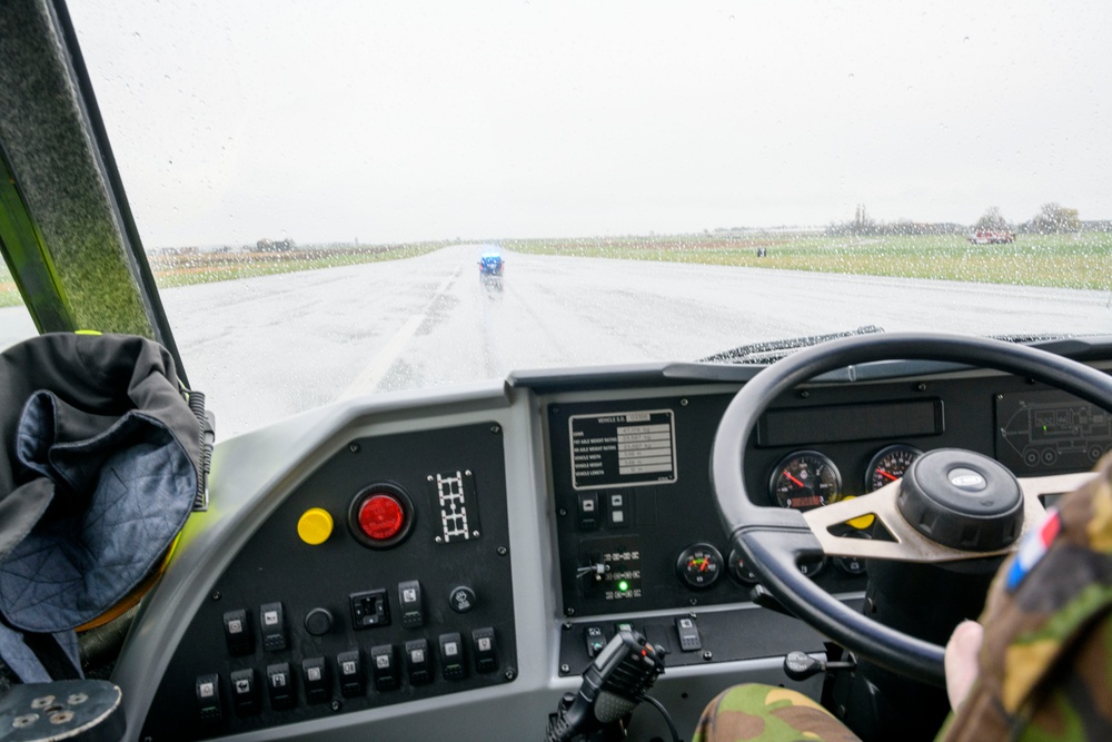 Orange Bull US-Dutch Firefighters exercise on Chièvres Air Base
