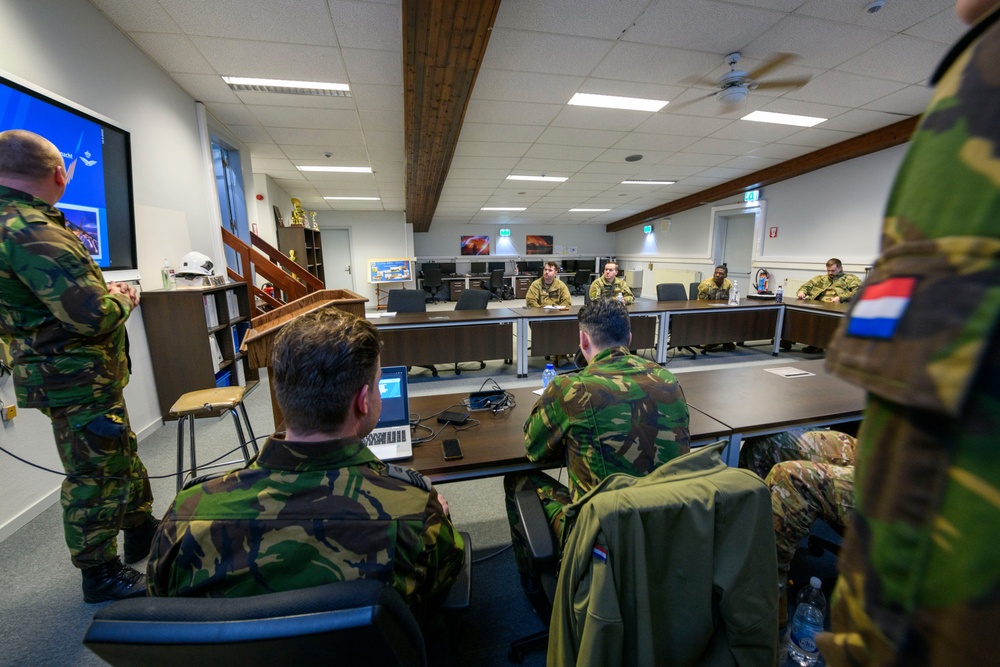 Orange Bull US-Dutch Firefighters exercise on Chièvres Air Base