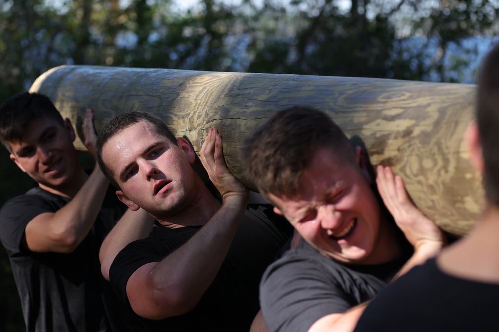 Florida Army National Guard partners with SOCOM Athlete during Hell Day, a challenging, immersive training event