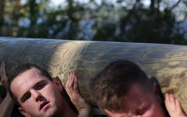 Florida Army National Guard partners with SOCOM Athlete during Hell Day, a challenging, immersive training event