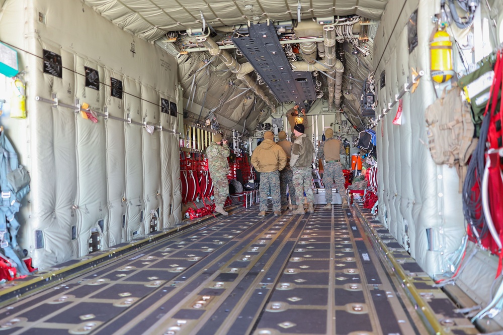 2/10 Marines transport HIMARS