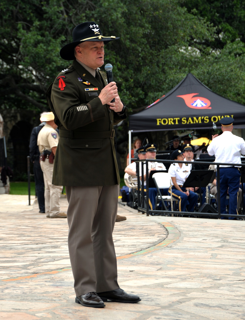 Army Day At The Alamo