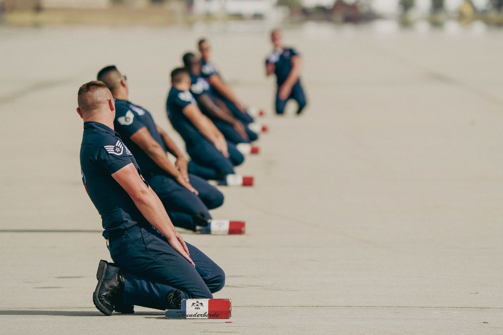 Thunderbirds perform at 2023 Southern California Airshow